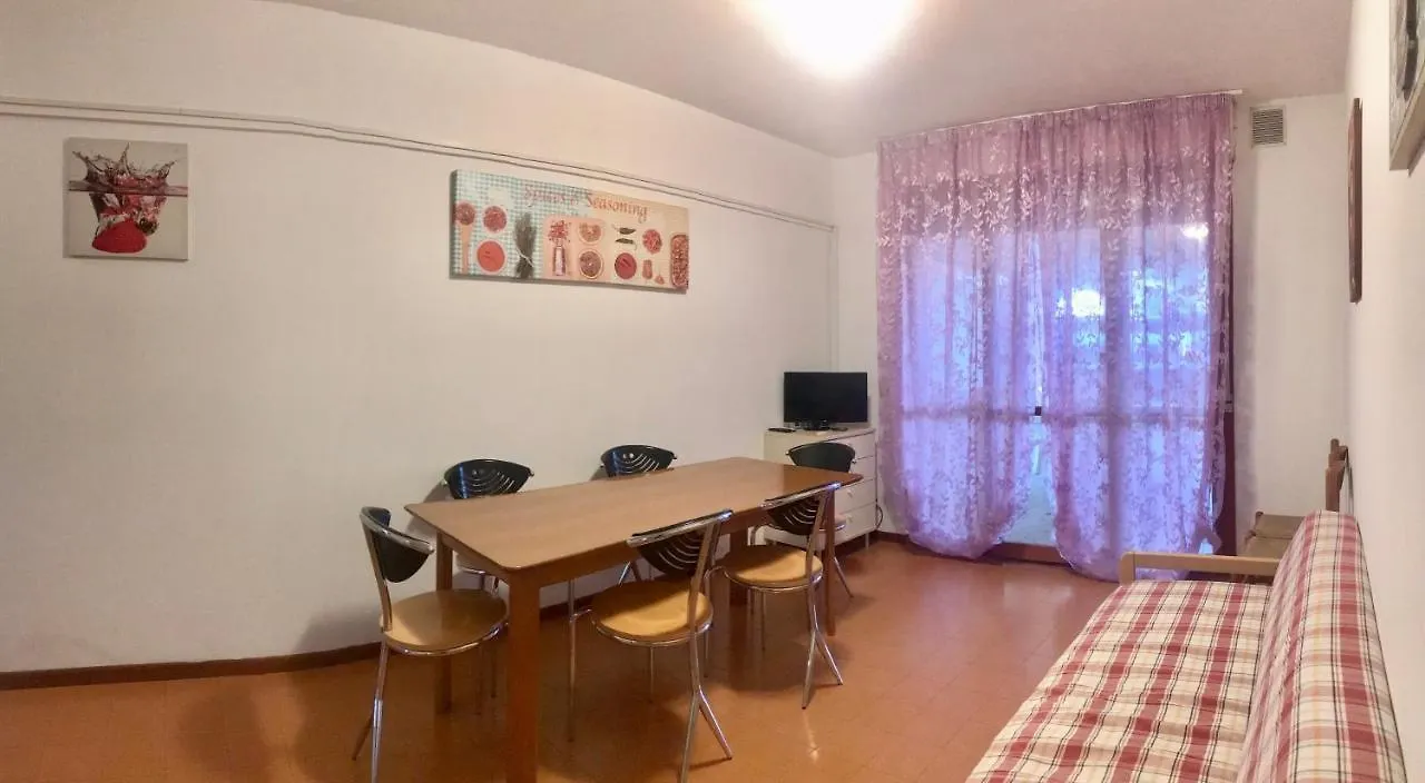Residence Solarium Pool 比比翁 意大利